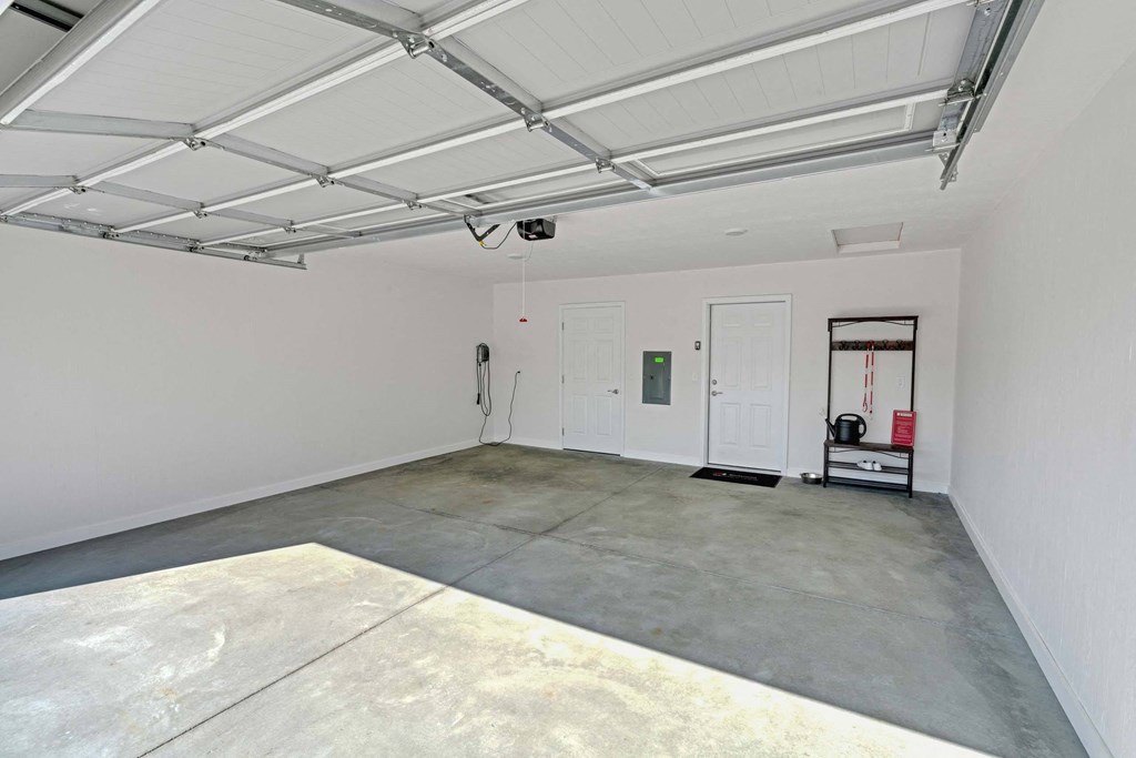 Merrillville Indiana Apartment Rentals Redwood Living Redwood Merrillville Garage