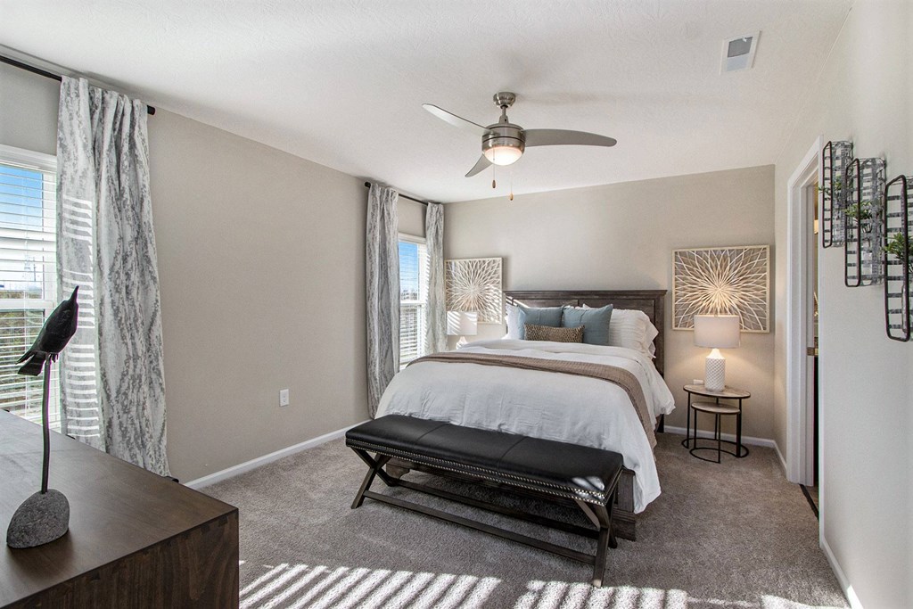 Delaware Ohio Apartment Rentals Redwood Living Redwood Delaware Merrick Blvd Main Bedroom