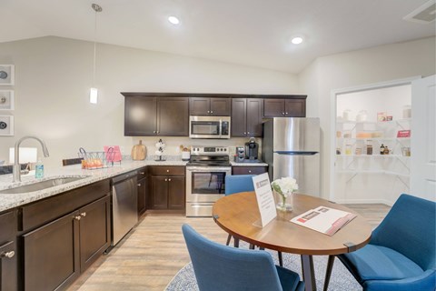 Miami Township Ohio Apartment Rentals Redwood Living Redwood Miami Township SR 28 Forestwood Kitchen