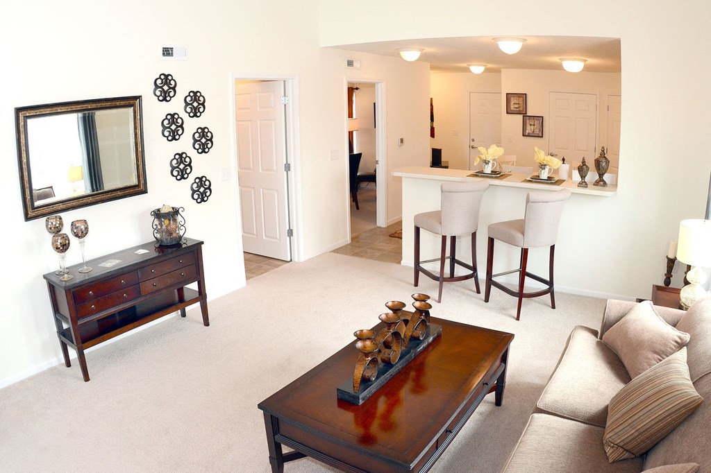 Wooster OH Apartment Rentals RedwoodWooster Melrose Drive Living Room