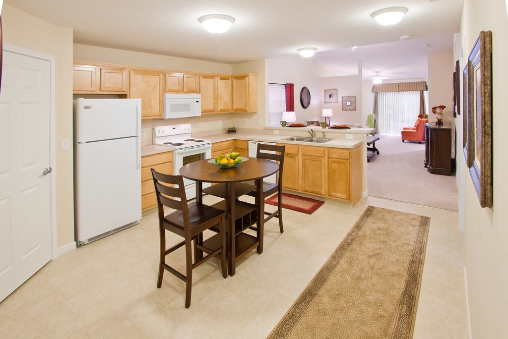Wooster OH Apartment Rentals RedwoodWooster Melrose Drive Kitchen