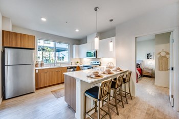 3101 184th St SW Studio-3 Beds Apartment for Rent - Photo Gallery 18