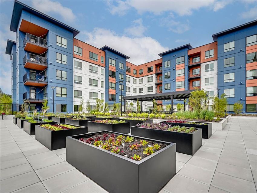 The Woods At Alderwood Apartments, 3101 184th St SW, Lynnwood, WA