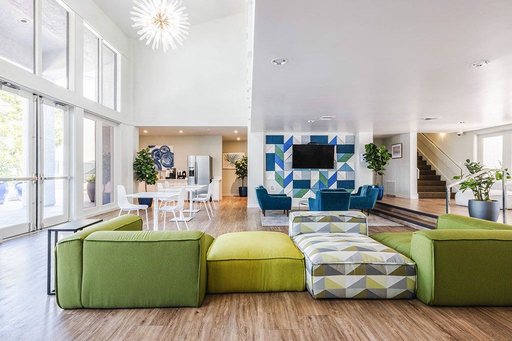 Woddand Hills Leasing office 1