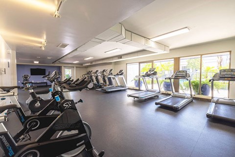 Woodland Hills fitness center