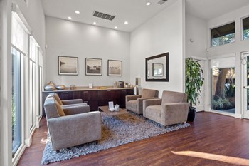 3765 Tamarack Lane Studio-2 Beds Apartment for Rent - Photo Gallery 5