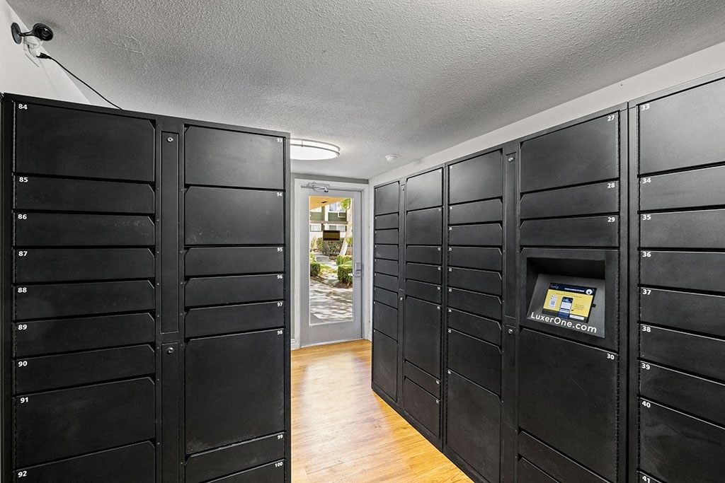 Bidwell Park Fremont  package lockers for resident use