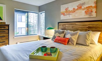13180 Newport Way 2 Beds Apartment for Rent - Photo Gallery 5