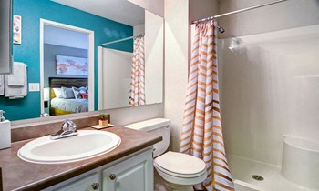 13180 Newport Way 2 Beds Apartment for Rent - Photo Gallery 6