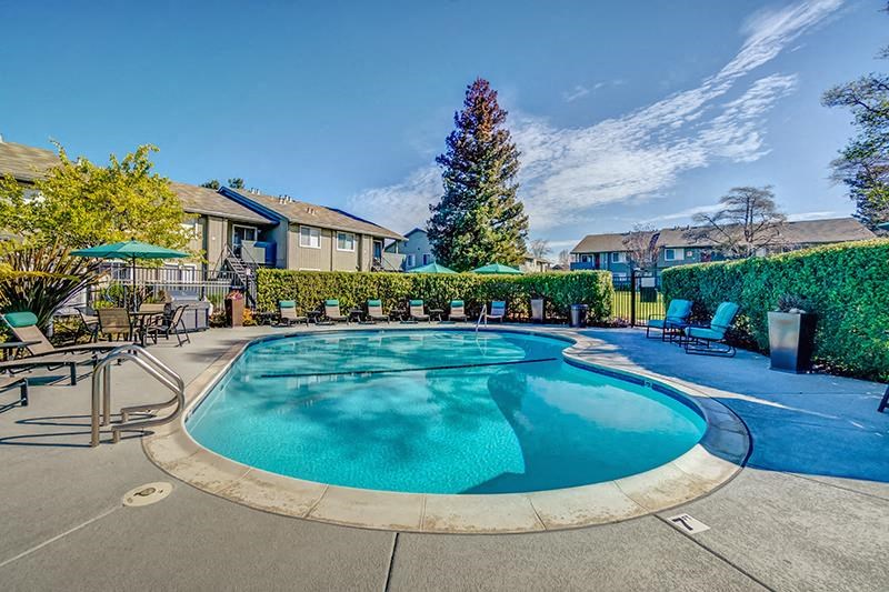 Vue Fremont pool