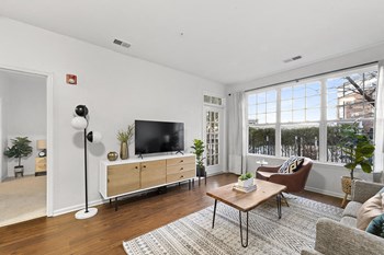 1301 Wall St W Studio-2 Beds Apartment for Rent - Photo Gallery 5