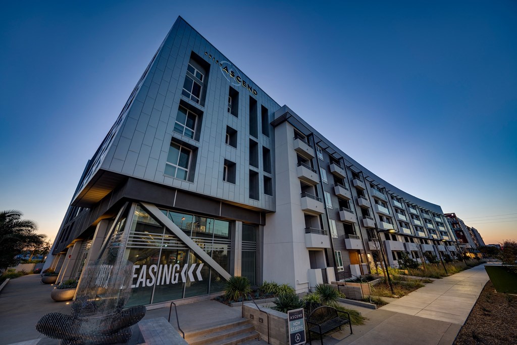 the building in which the hotel is located