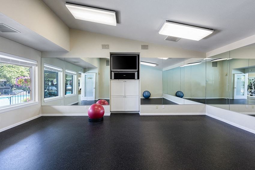 Skyline At Murrayhill Apartments, 11601 SW Teal Blvd, Beaverton, OR