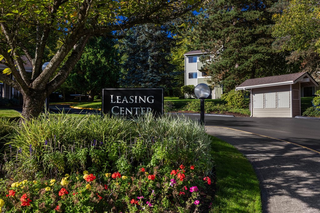 Skyline Redmond leasing office sign
