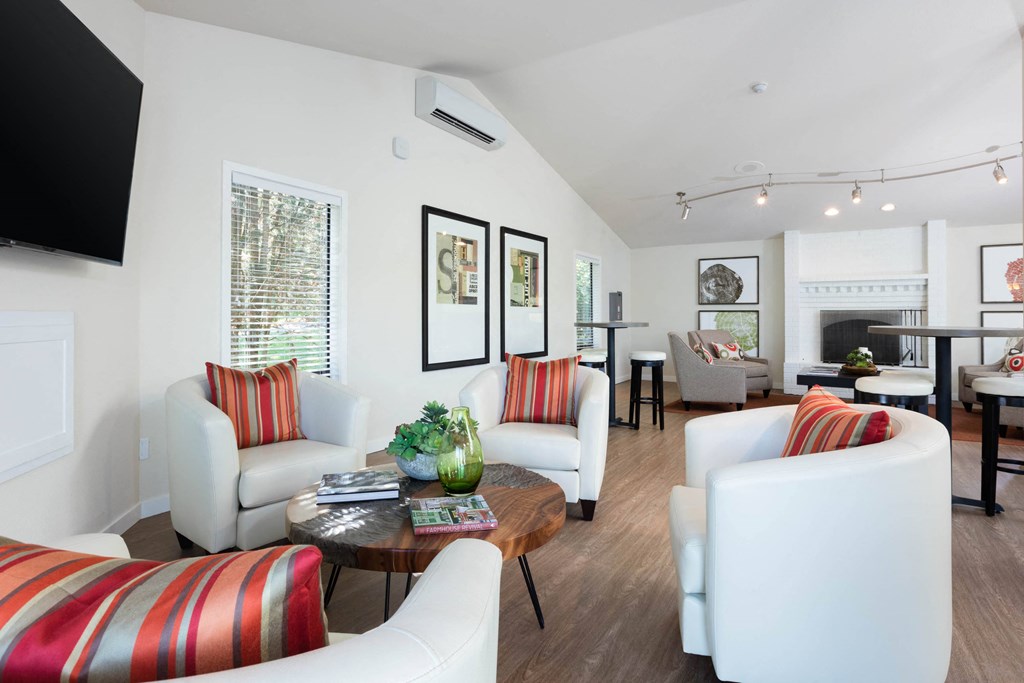 Skyline Redmond clubhouse