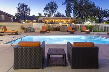 13656 Hilleary Place 1-2 Beds Apartment for Rent - Photo Gallery 5