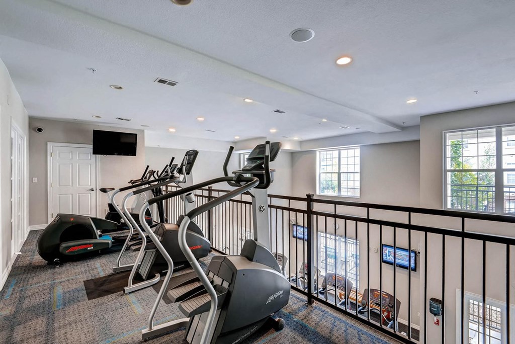 the gym at the preserve apartments at The Viridian Apartments, Colorado, 80111