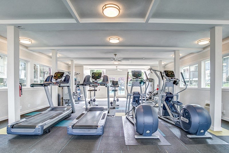 the gym at the windsor apartments oh