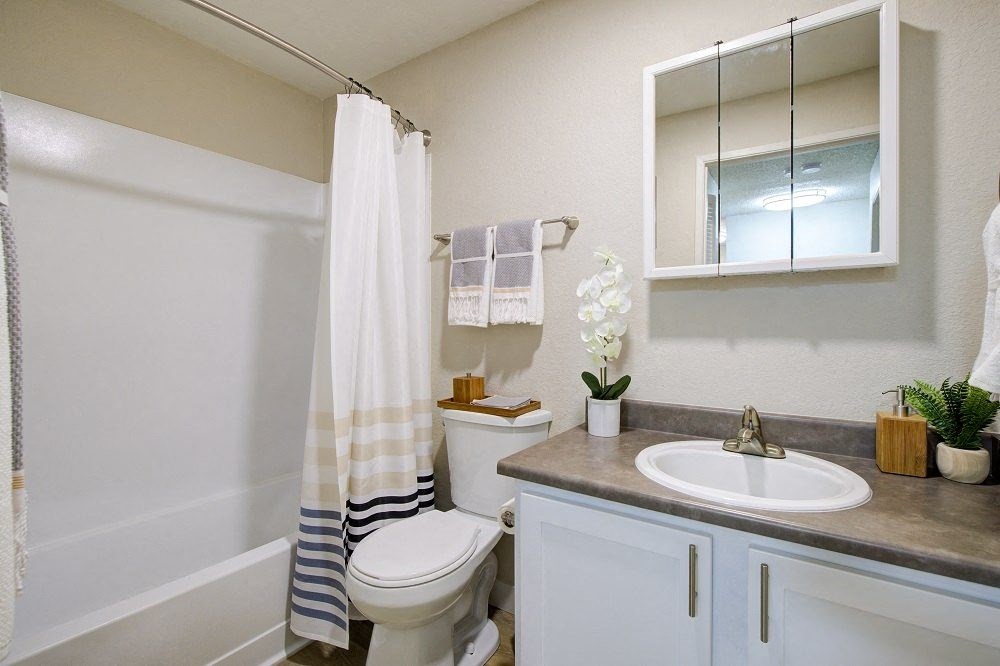 Terra Apartments bathroom