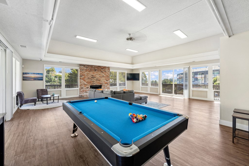 the preserve at ballantyne commons pool room