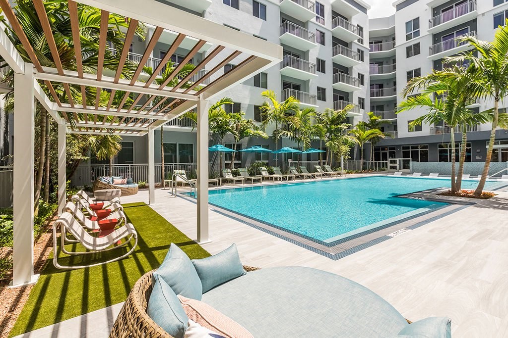 Pool With Cabana at Morea Apartments, Florida