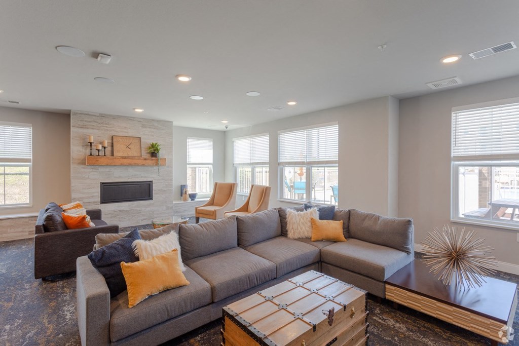 Clubroom With Smart Tv at One Glenn Place, Wisconsin