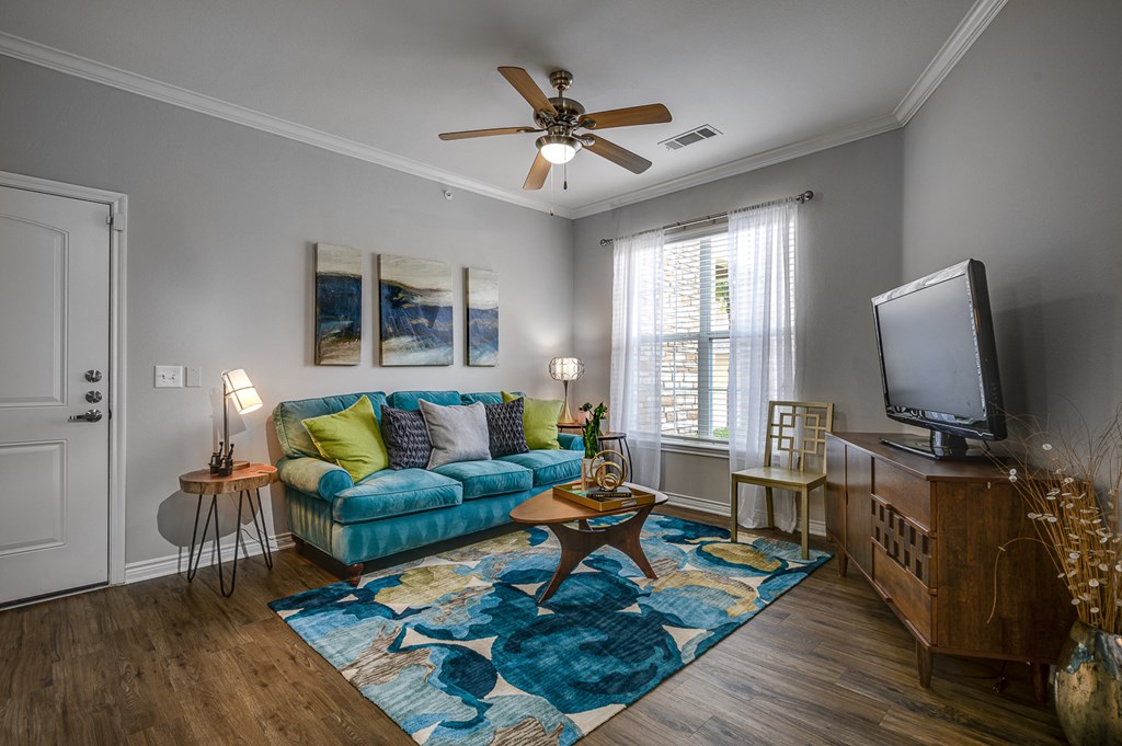 Living Room With Ceiling Fan at Riachi at One21, Plano, TX, 75025