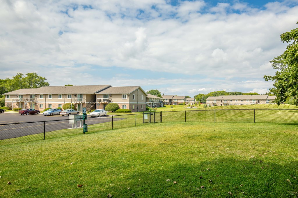 Dog Park at Glen Hills Apartments, Glendale