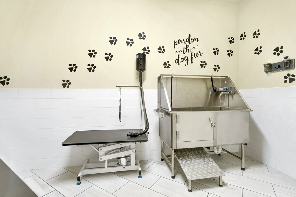 Pet Wash Center at Aster Apartments, Beachwood, OH