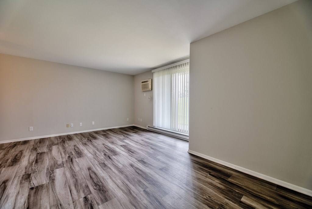 Faux Wood Flooring at Glen Hills Apartments, Glendale