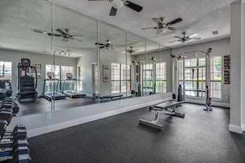 3200 Parkwood Boulevard 1-3 Beds Apartment for Rent - Photo Gallery 4