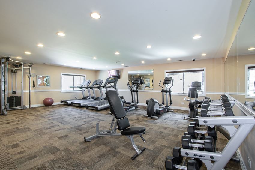 Fitness Center and Free Weights at The Greenway at Carol Stream, Carol Stream, Illinois 60188 Fitness Center and Free Weights at The Greenway at Carol Stream, Carol Stream, Illinois 60188