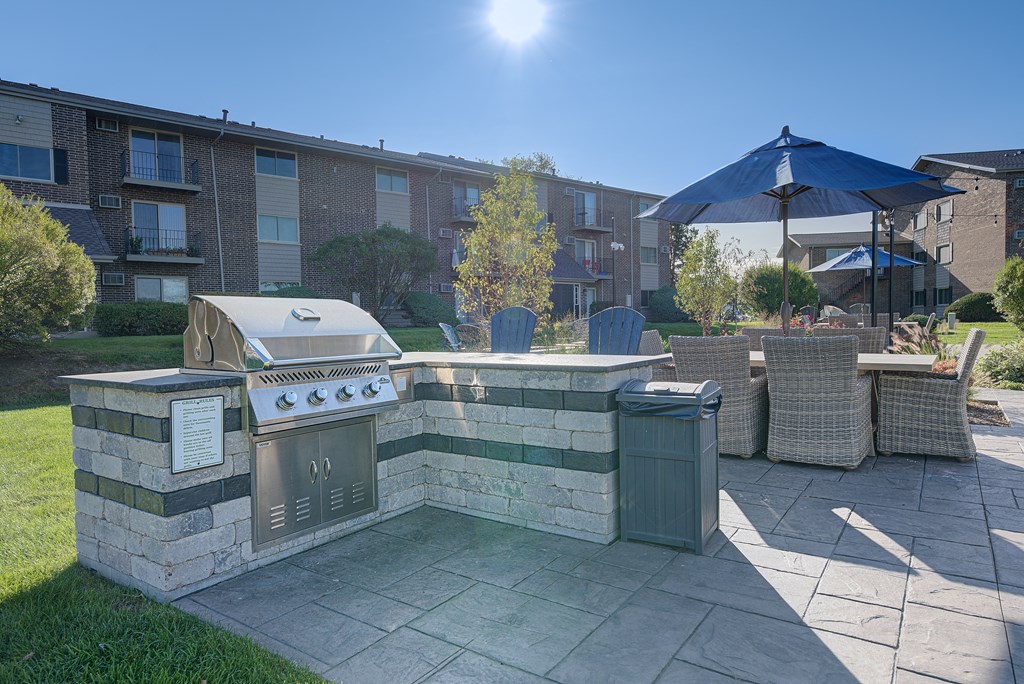 Grill Station at The Greenway at Carol Stream, Carol Stream, IL 60188