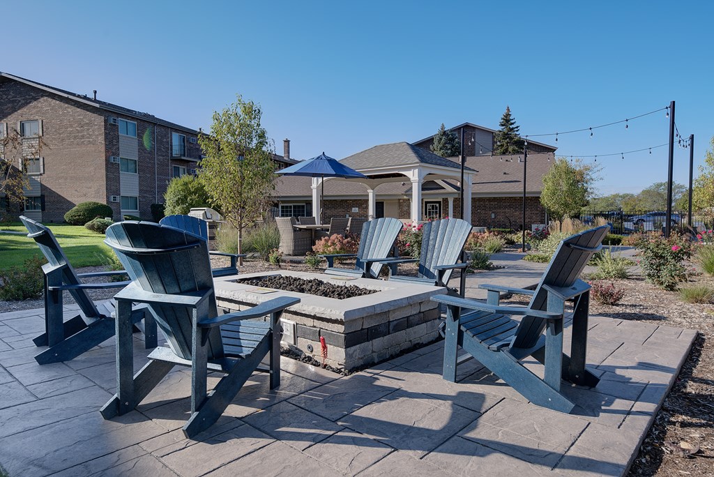 Fire Pit at The Greenway at Carol Stream, Carol Stream, Illinois