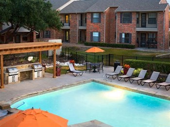 3200 Parkwood Boulevard 1-3 Beds Apartment for Rent - Photo Gallery 2