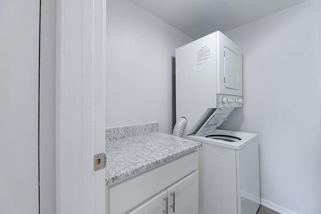 Laundry Room at The Greenway at Carol Stream, Carol Stream