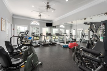 1000 Applerock Drive 1-3 Beds Apartment for Rent - Photo Gallery 3
