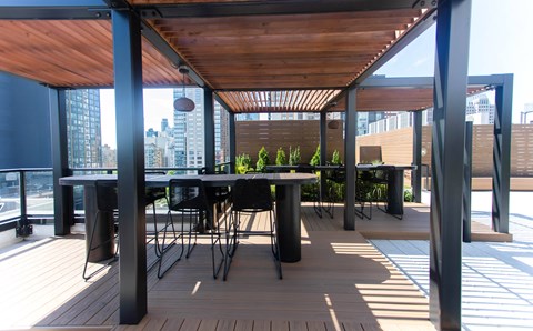 260 Gold Street Studio-3 Beds Apartment for Rent