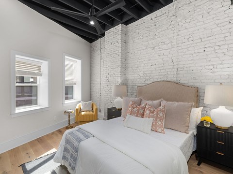 386 N Euclid 1 Apartment for Rent