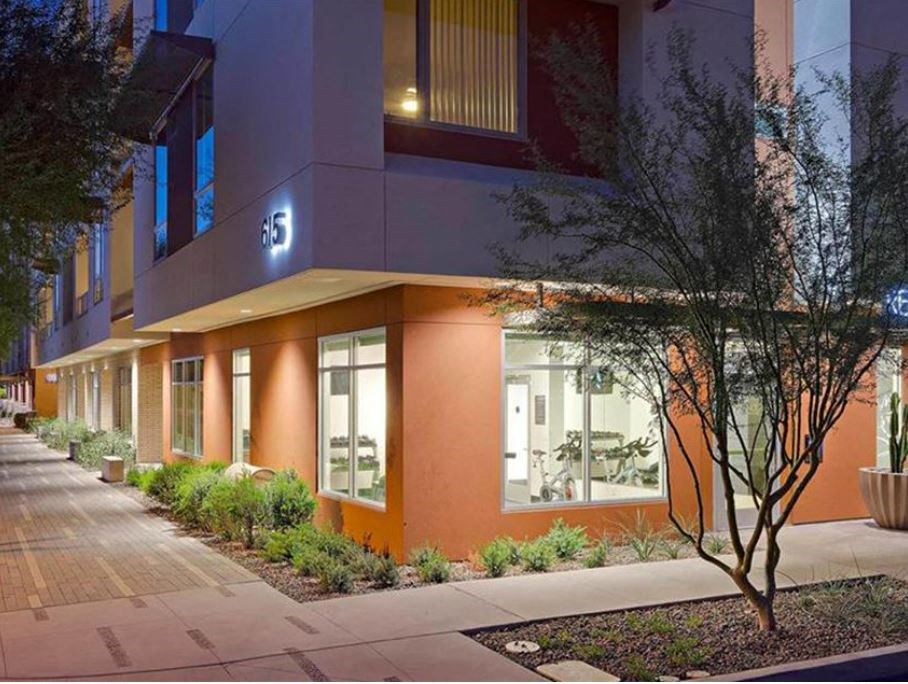 the building in which the hotel is located