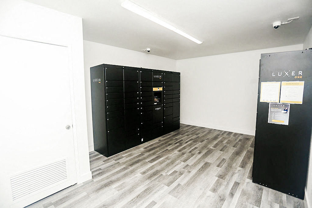 online package lockers