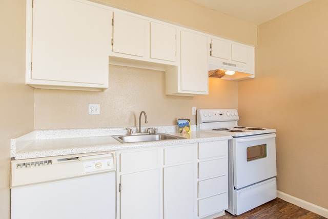 2-bedroom apartment at Serramonte Park Apartments in Bakersfield, CA