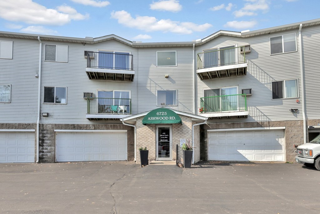 A building with the sign "6725 Ashwood Rd." is shown.