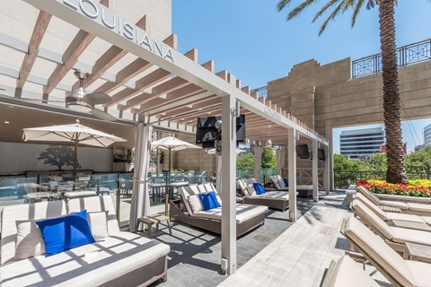 a view pool area and palm terrace seating at market square tower in downtown houston