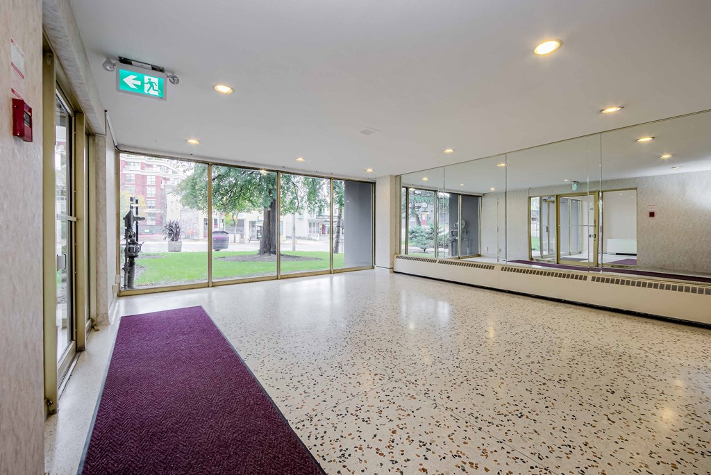 additional photo for property listing at flat with a terrific 87m2