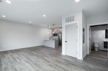 Elevator Building Kitchen (1 Bedroom) - Photo Gallery 19