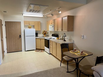 301 W. Mountain View Circle 1-2 Beds Apartment, Affordable for Rent - Photo Gallery 8