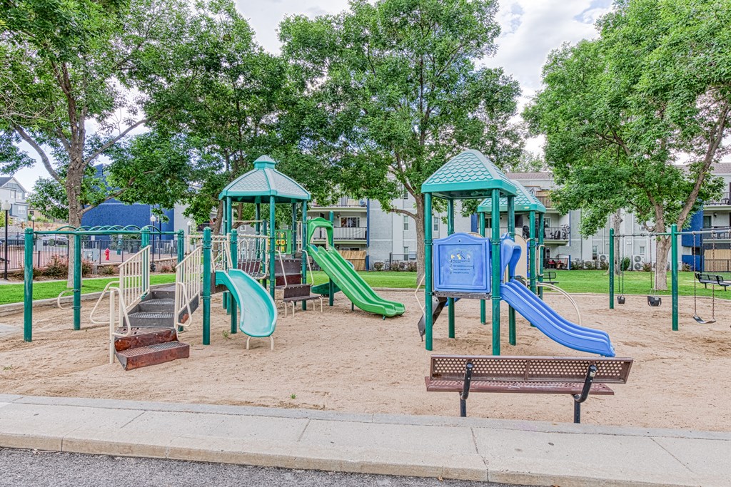 playgrounds at the estates town