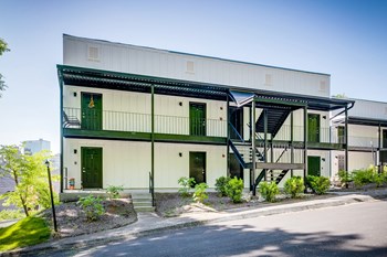 612 Gertrude Avenue Studio Apartment for Rent - Photo Gallery 5