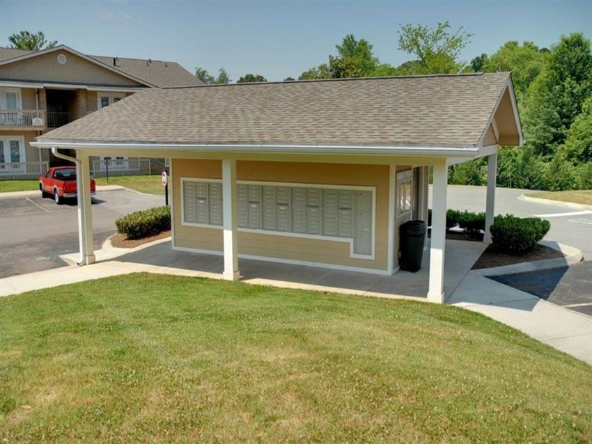 Greenbrier Ridge Apartments, 1505 Greenbrier Ridge Way, Knoxville, TN